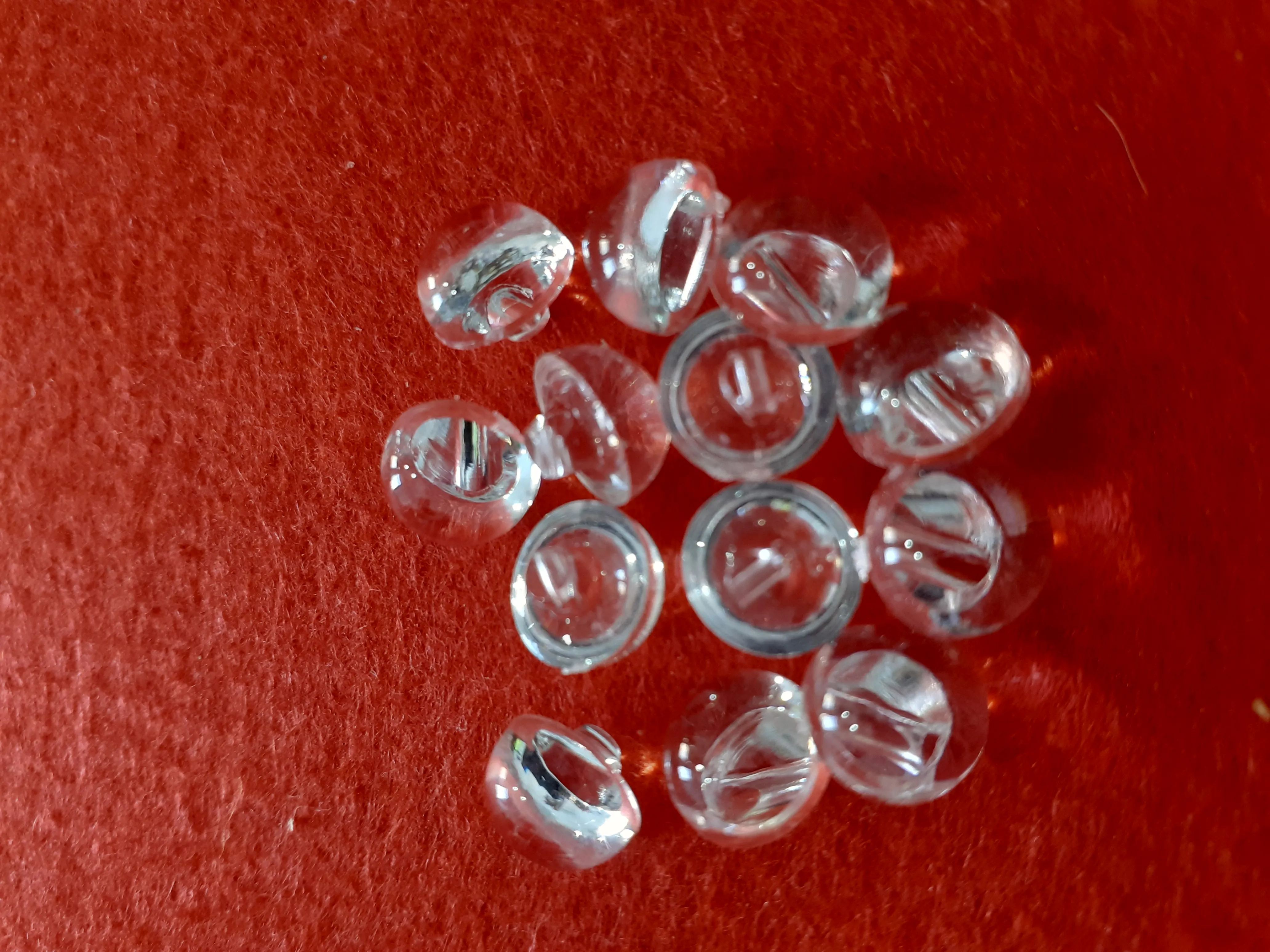 Nasturi plastic image