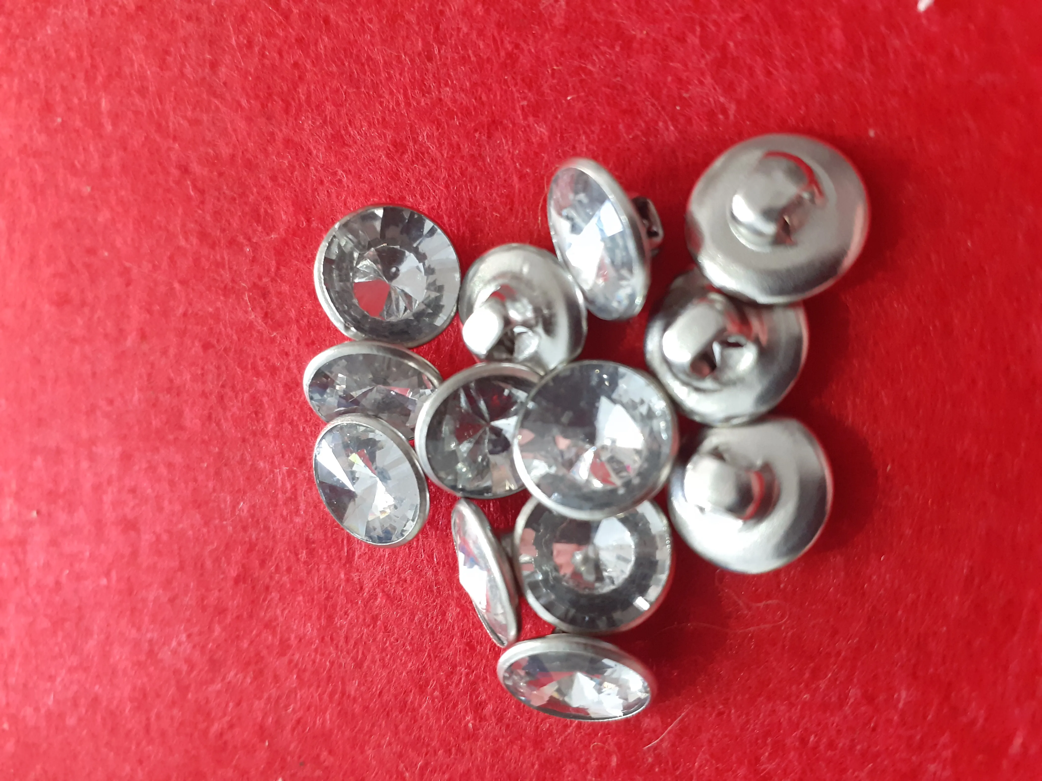Nasturi metal image