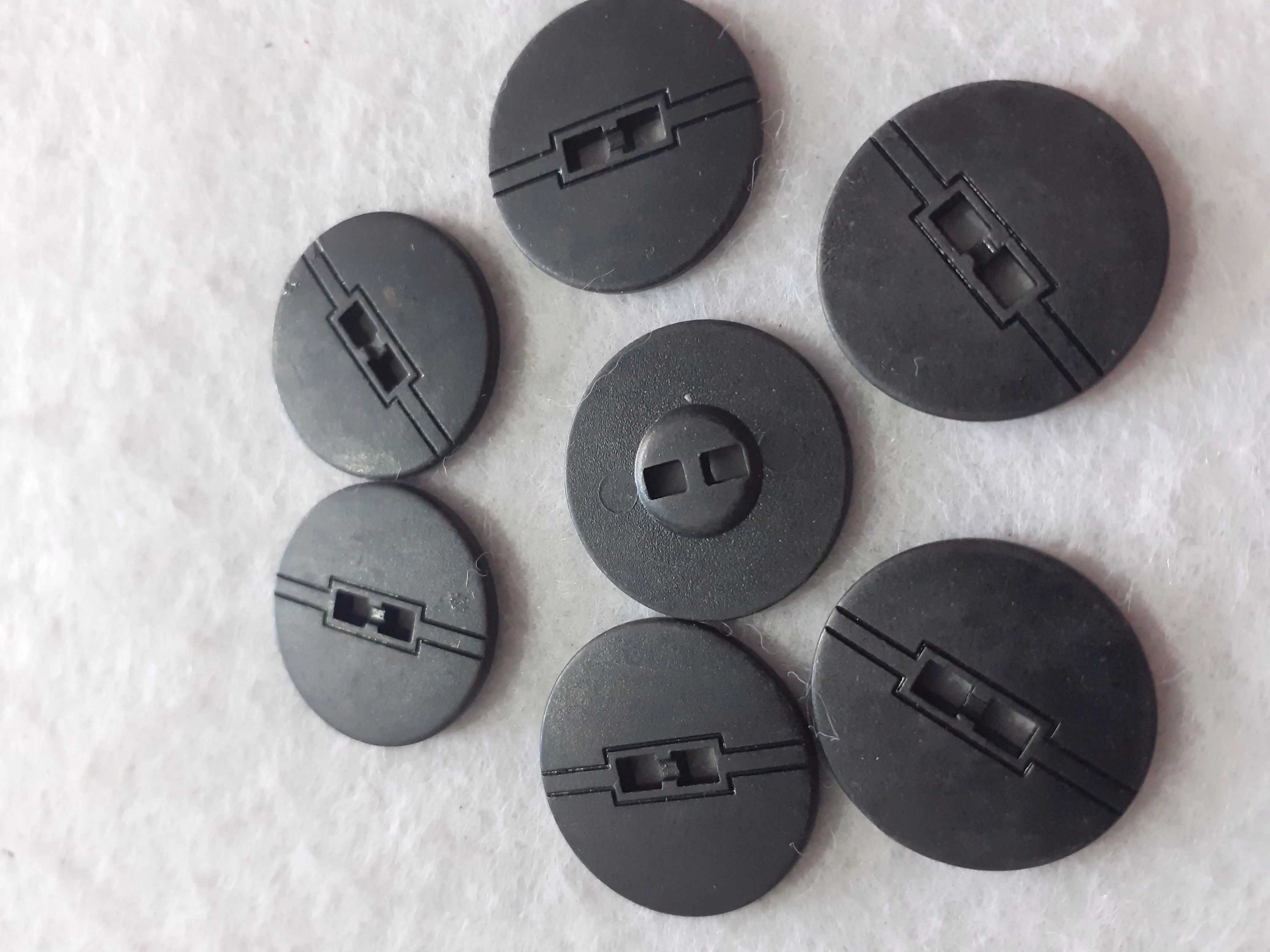 Nsturi metal image
