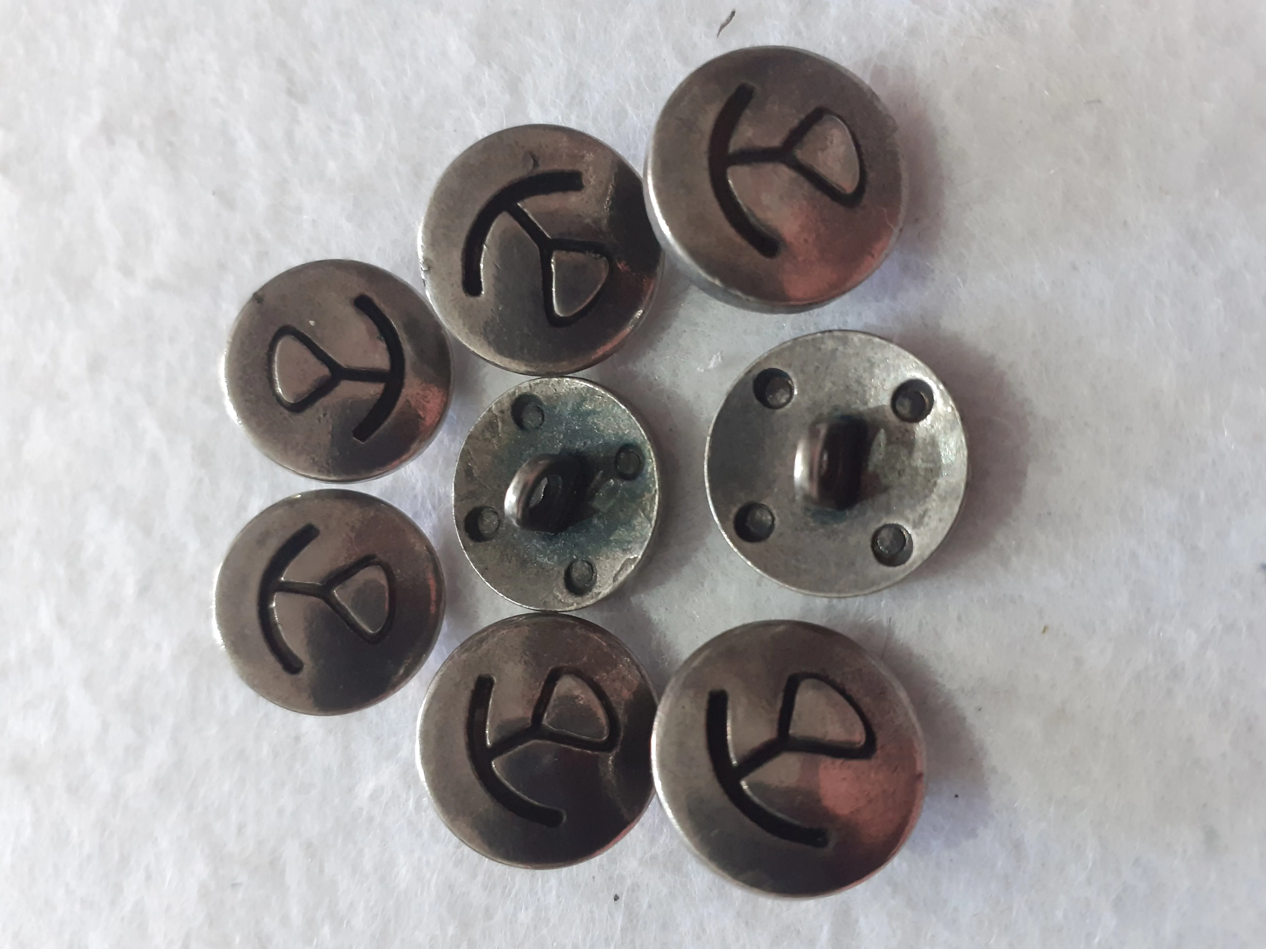 Nasturi metal image