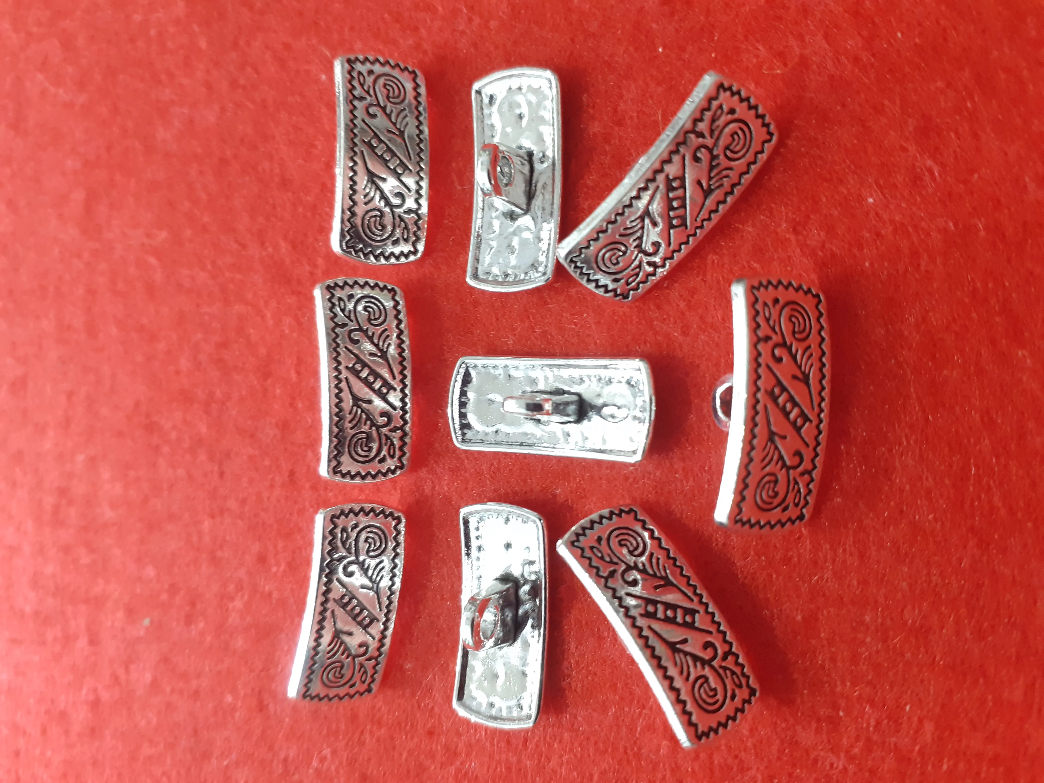 Nasturi metal