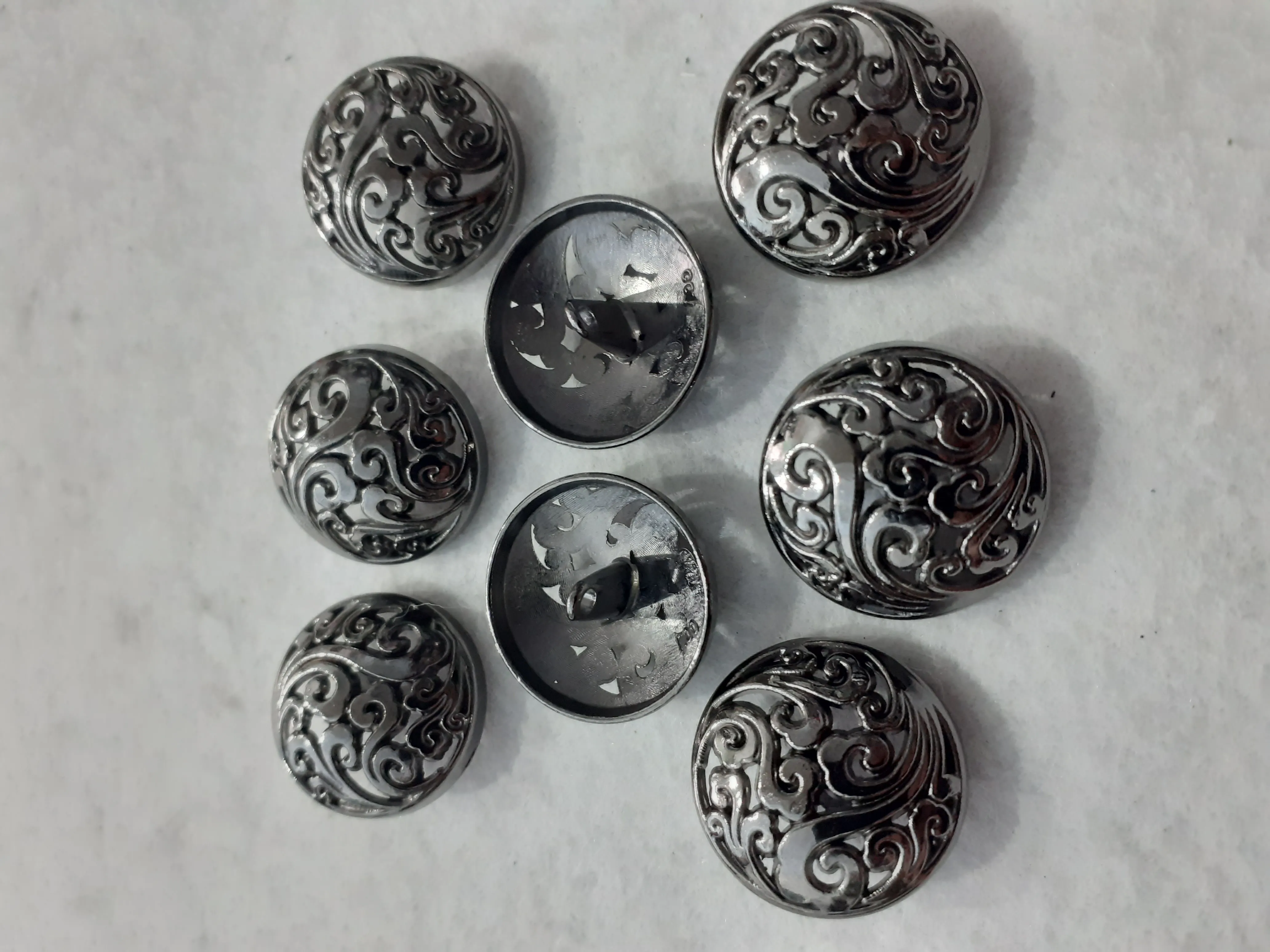 Nasturi metal image