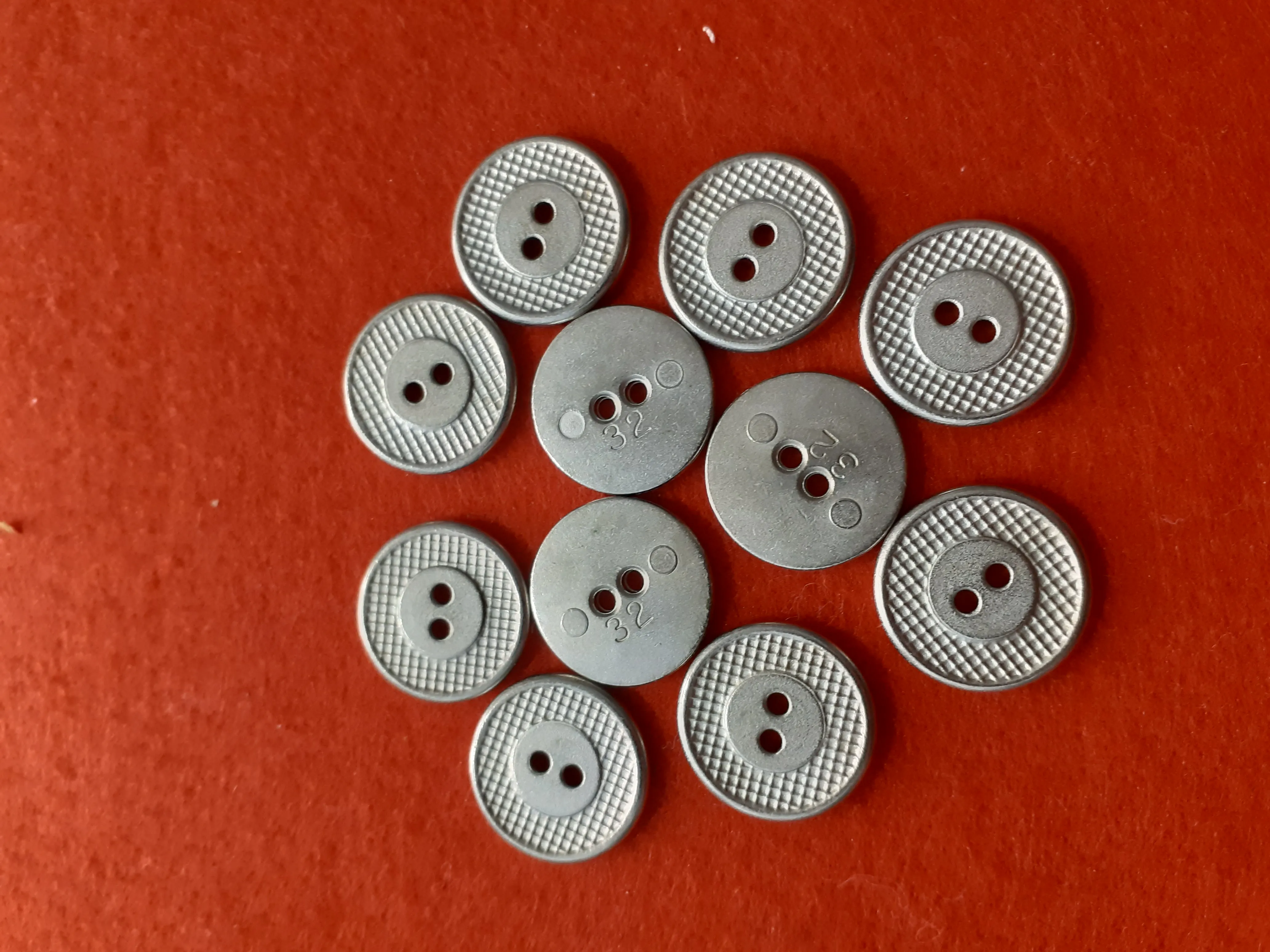 Nasturi metal image