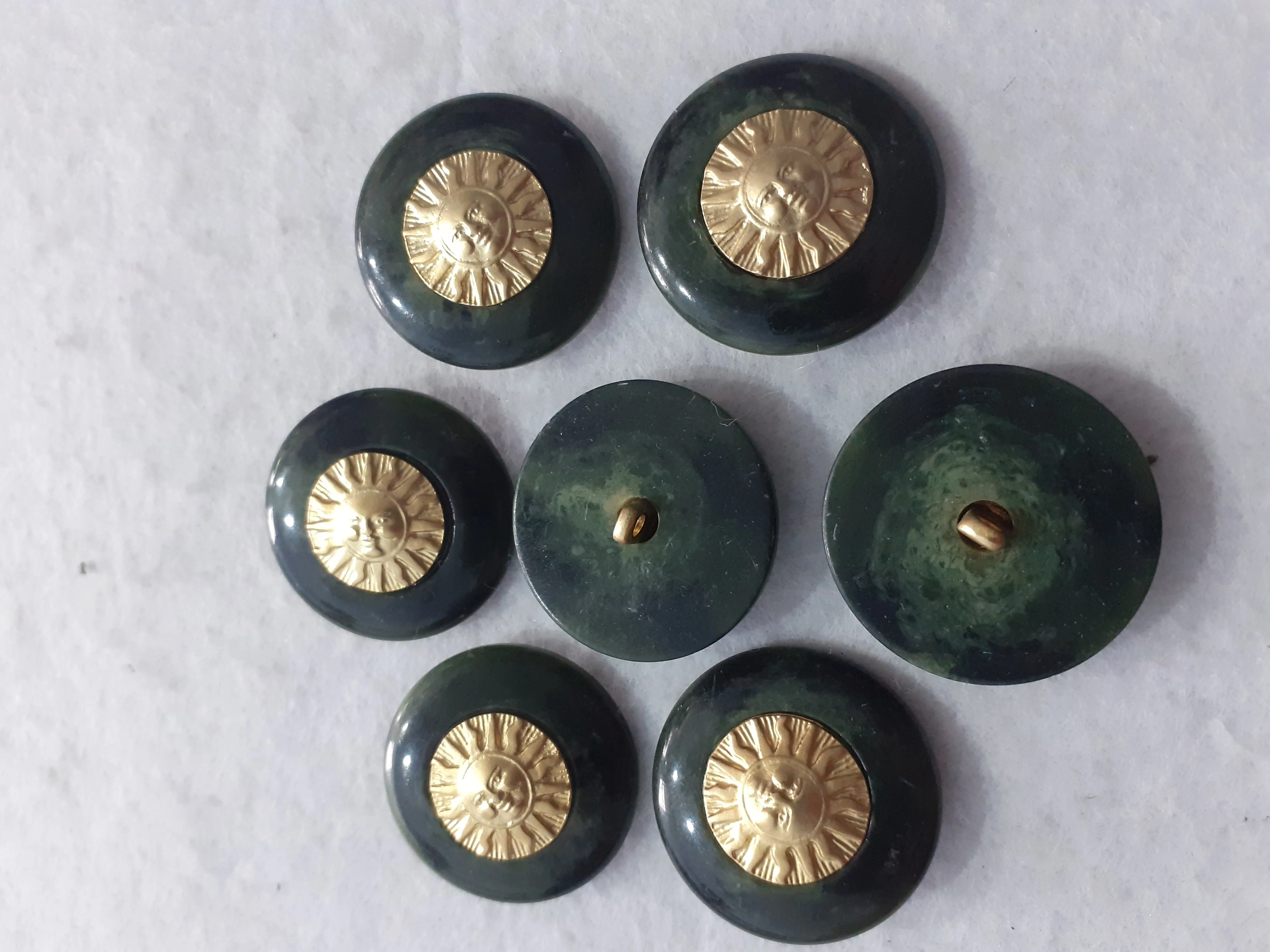 Nasturi metal image