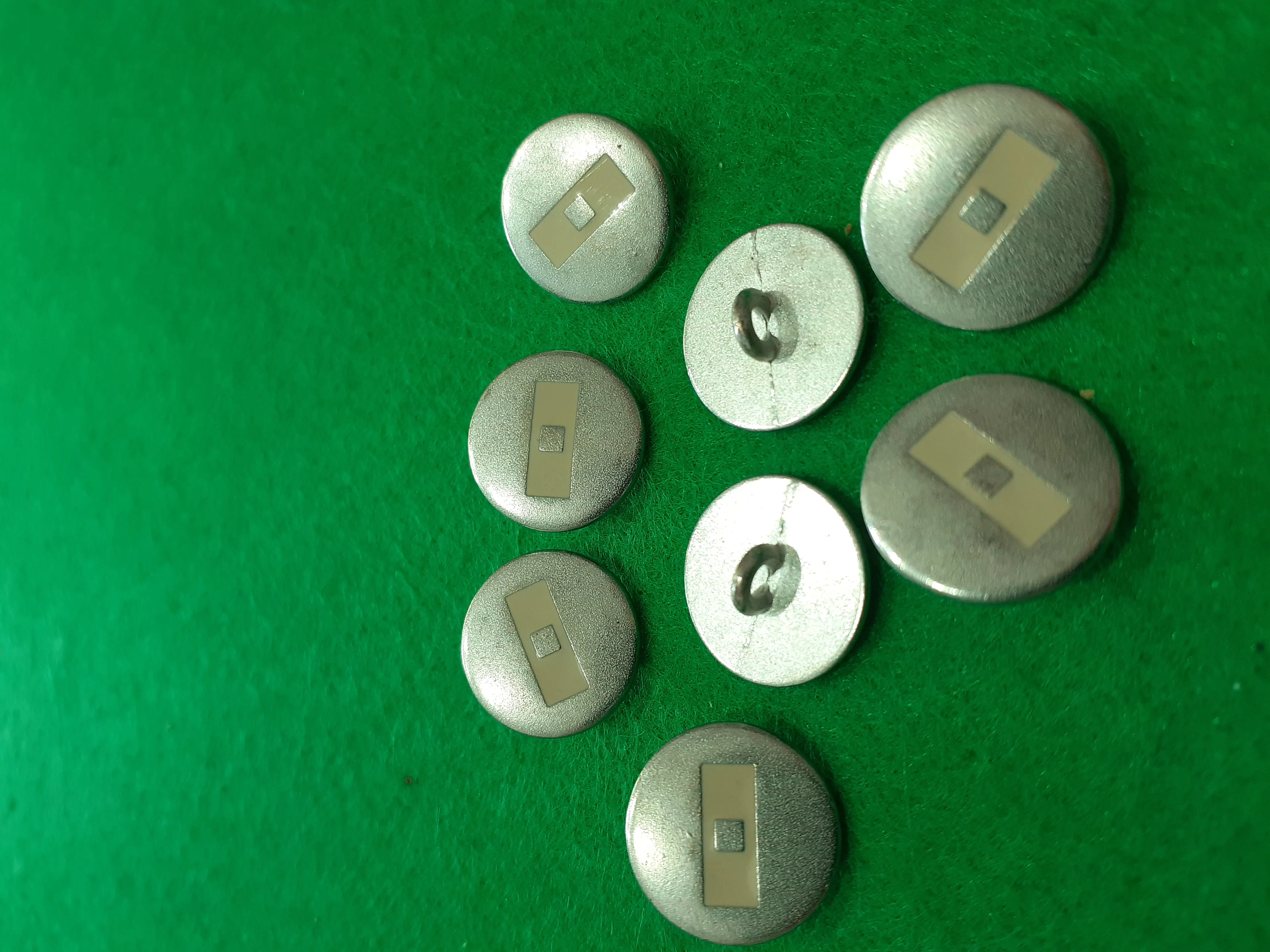 Nasturi metal image