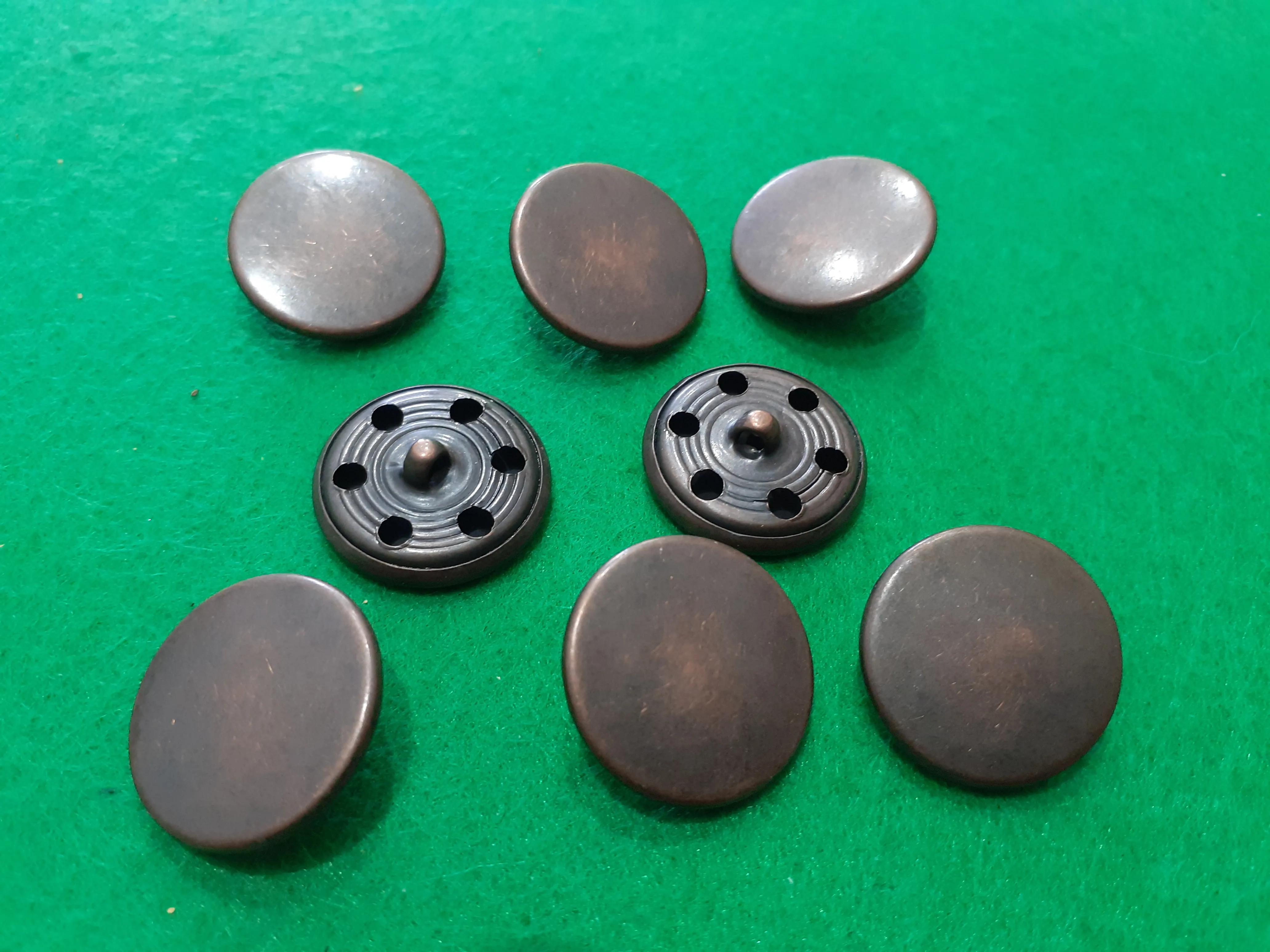 Nasturi metal image