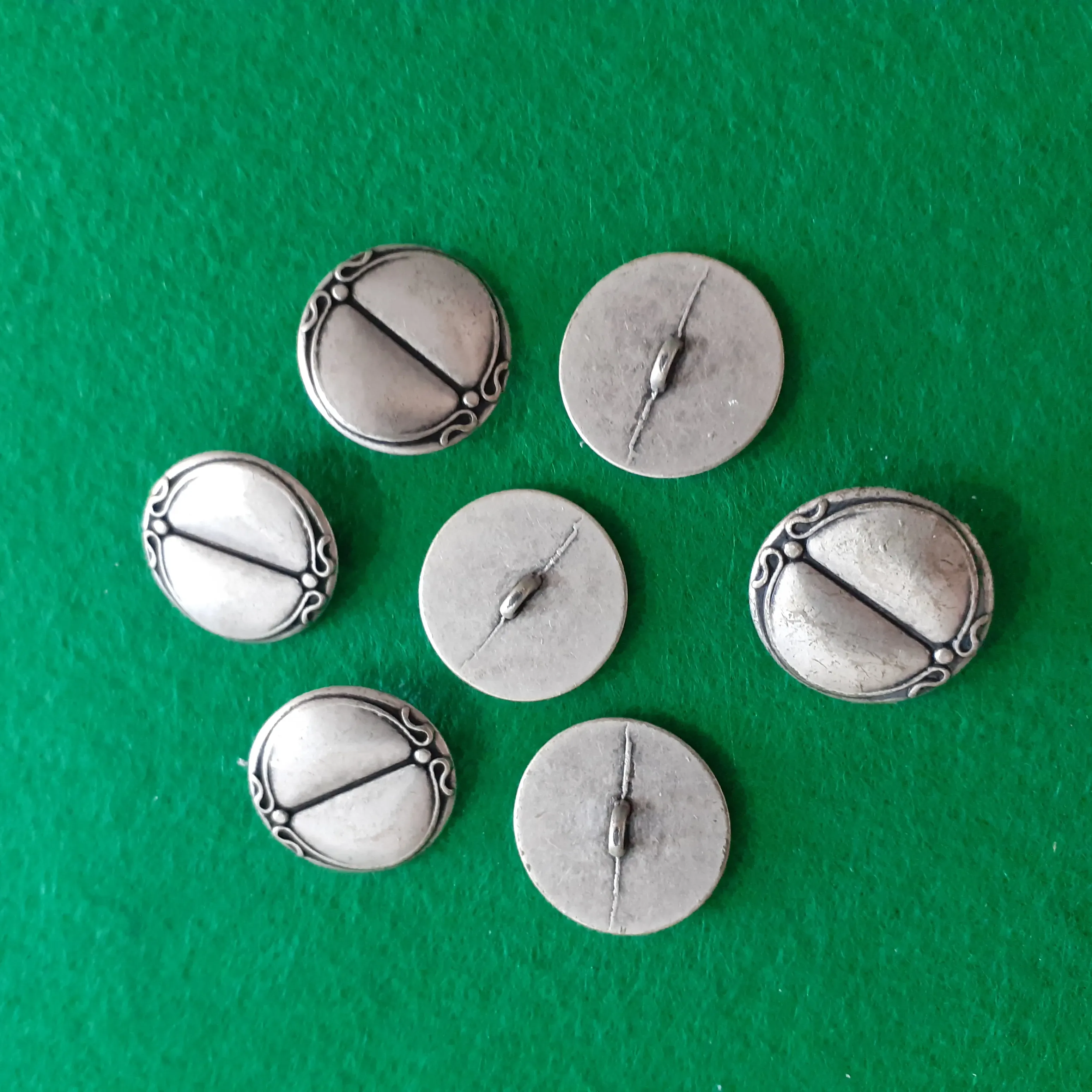 Nasturi de metal image