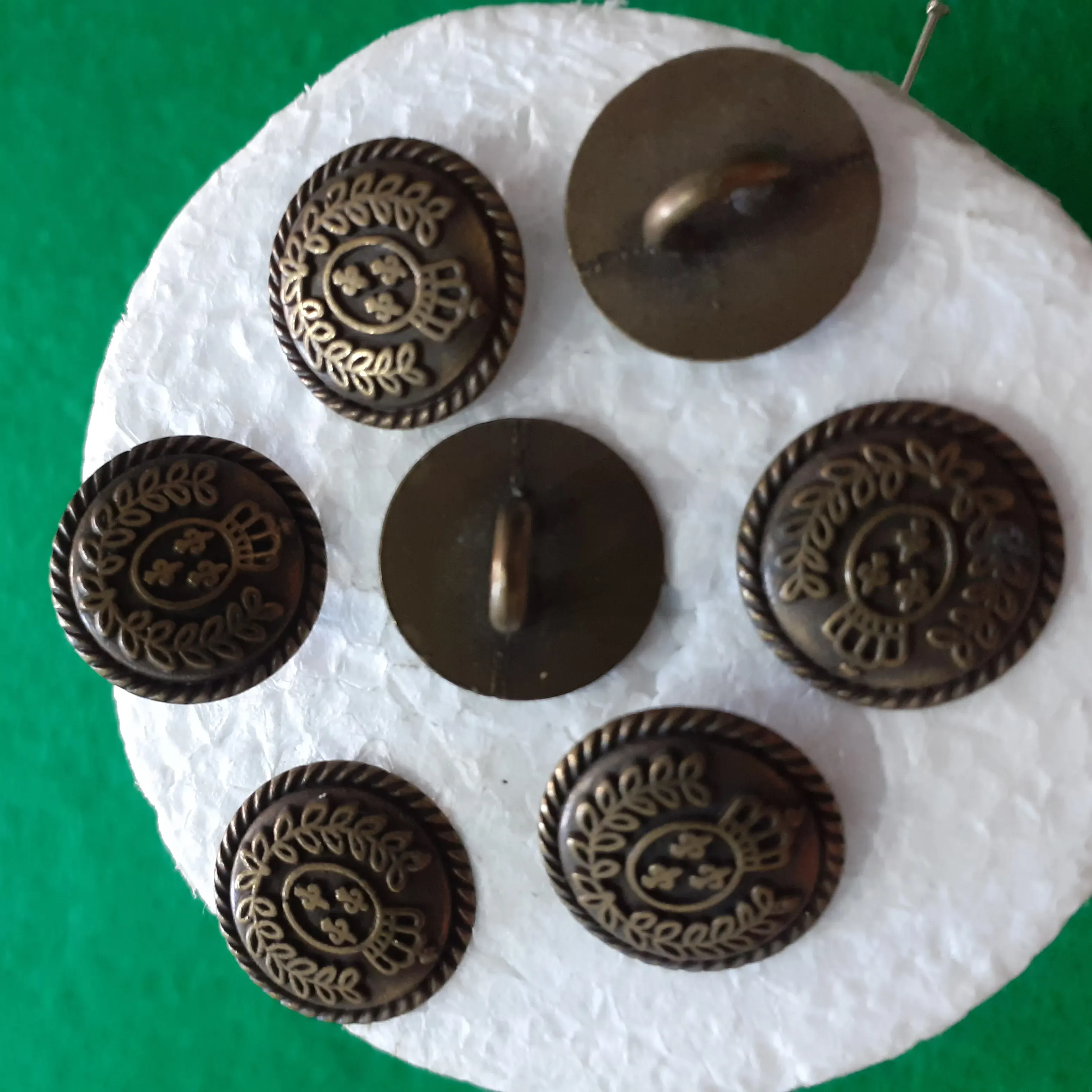 Nasturi de metal image