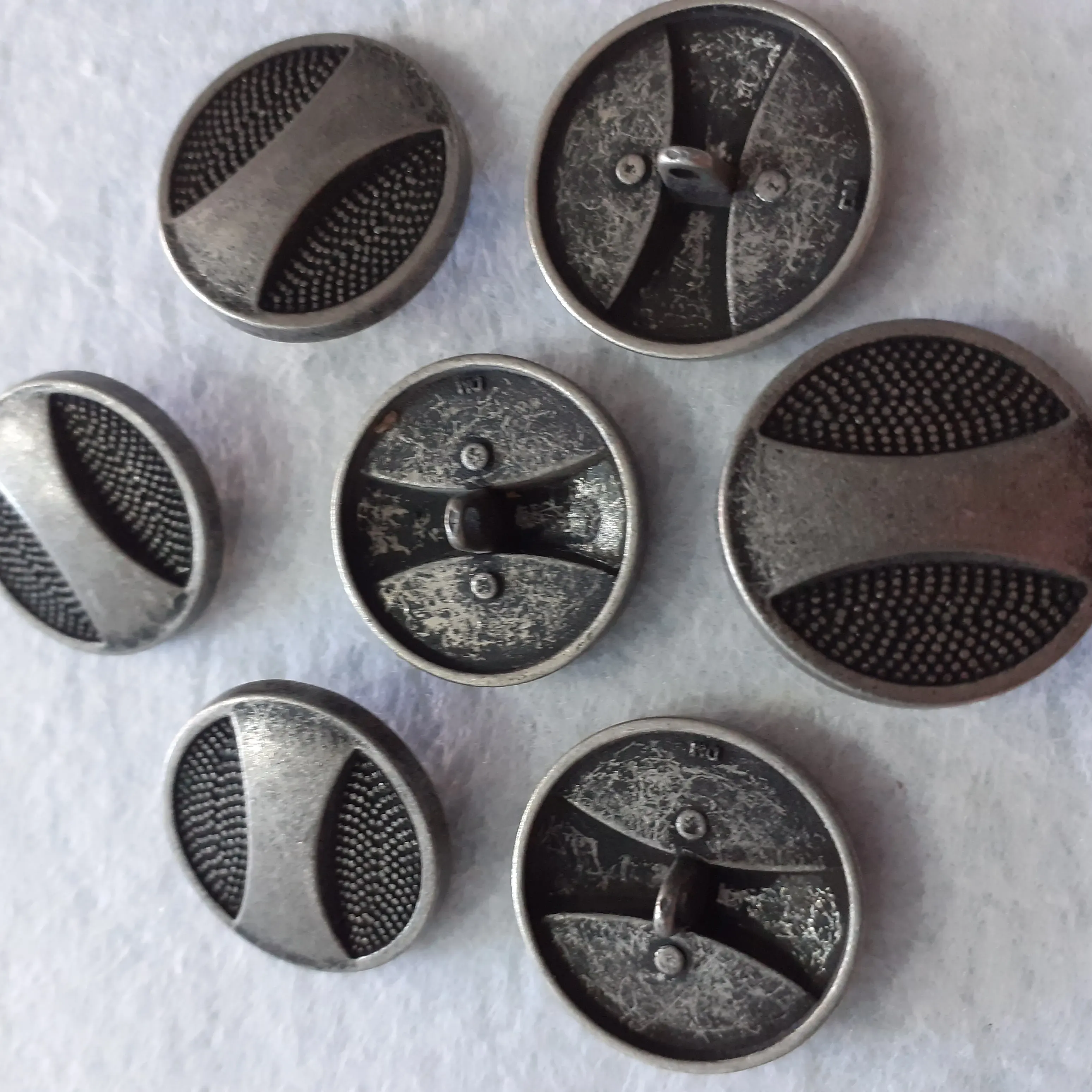 Nasturi de metal image