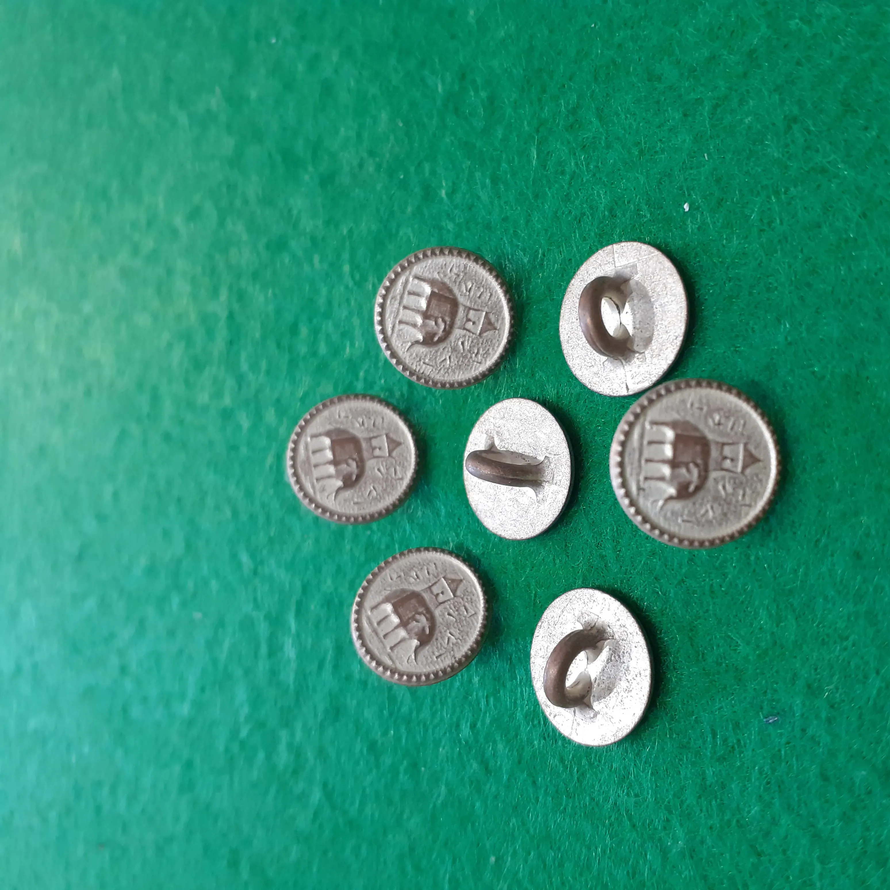 Nasturi de metal image