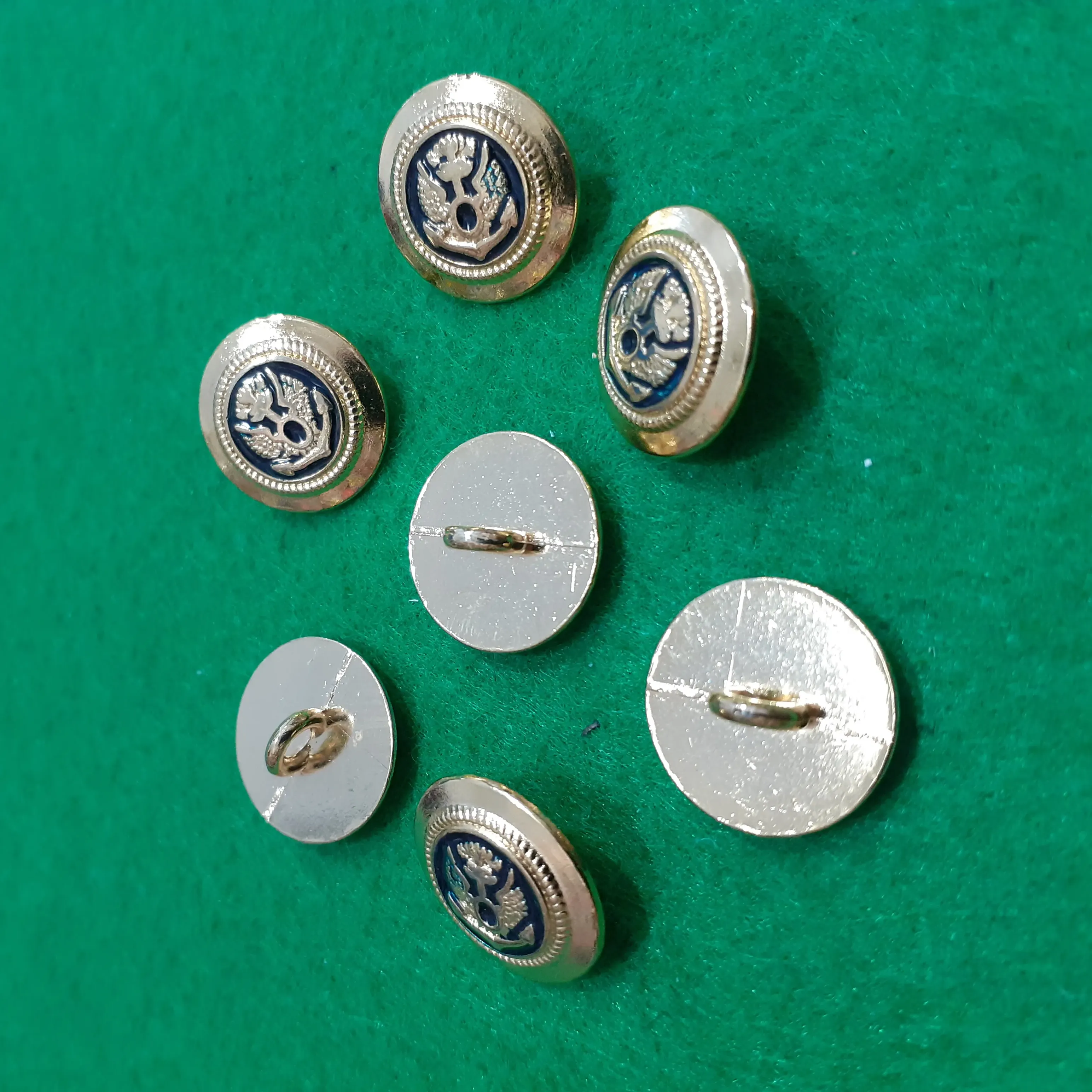 Nasturi de metal image