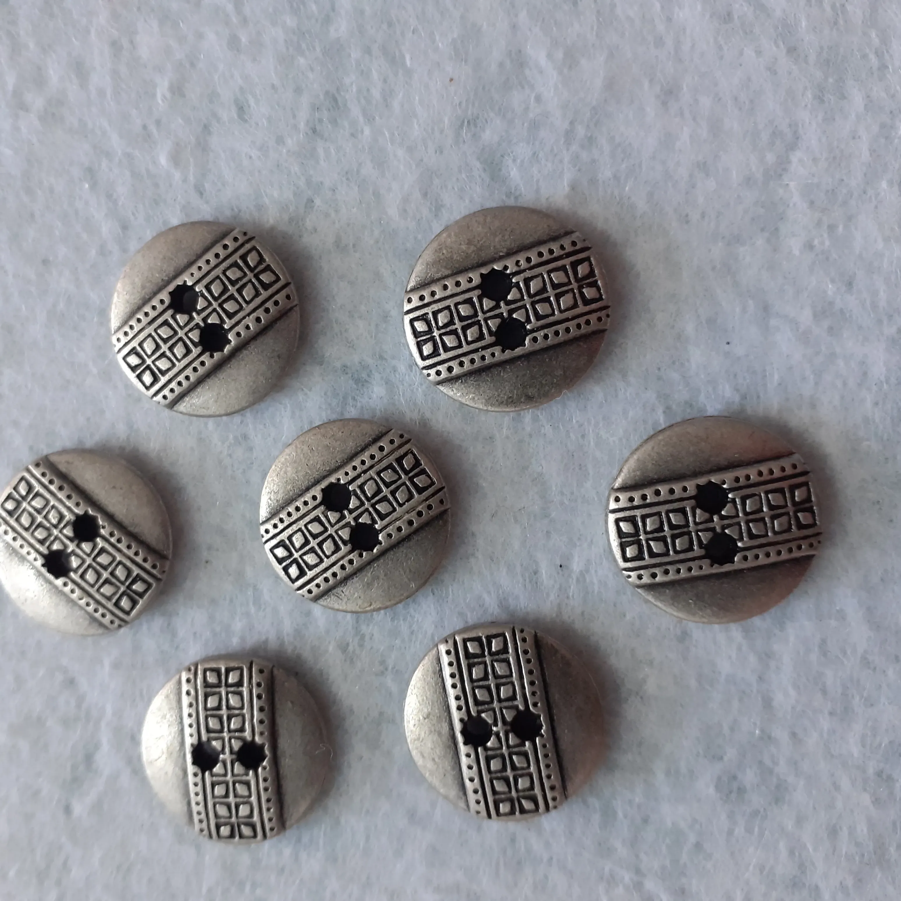 Nasturi de metal image