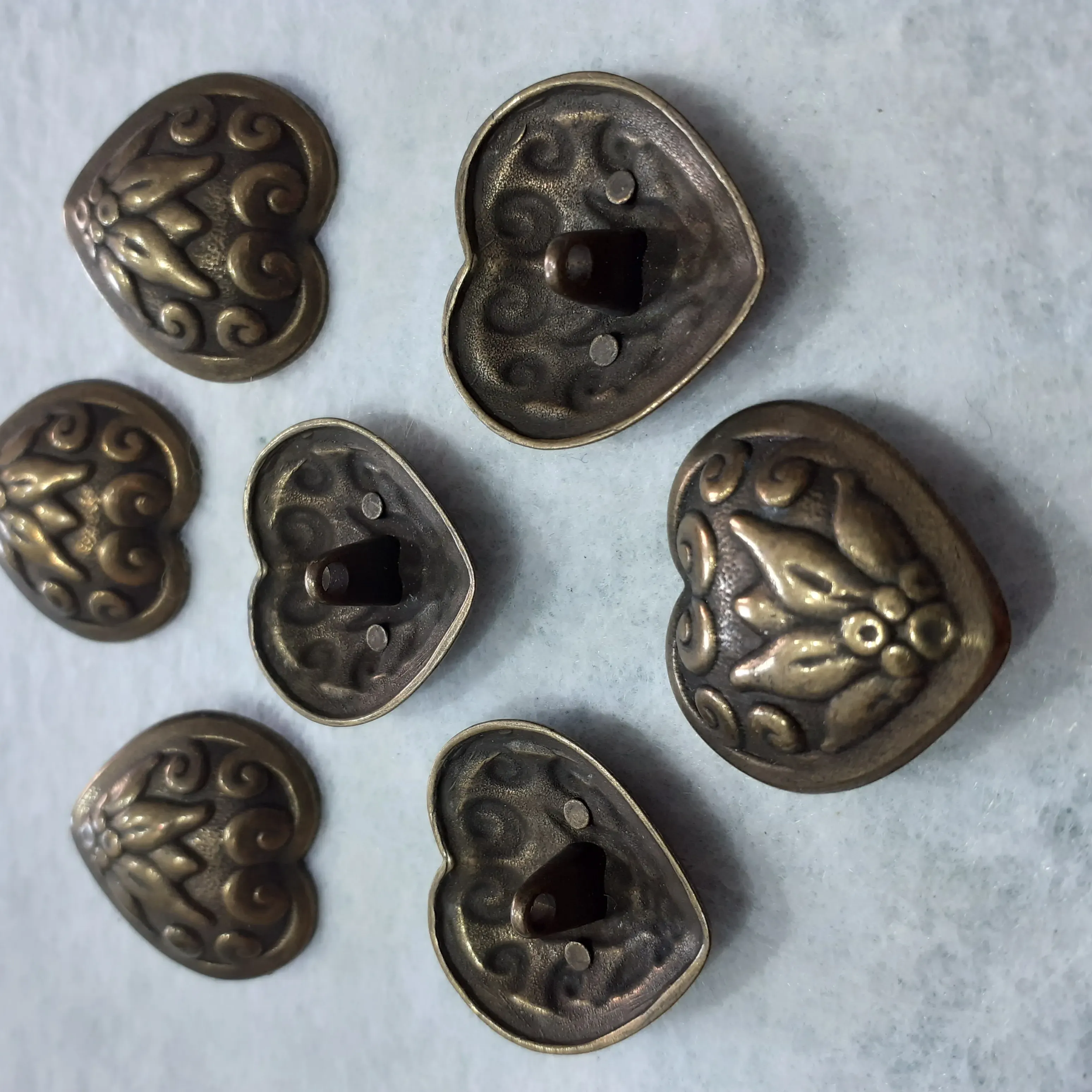 Nasturi de metal image