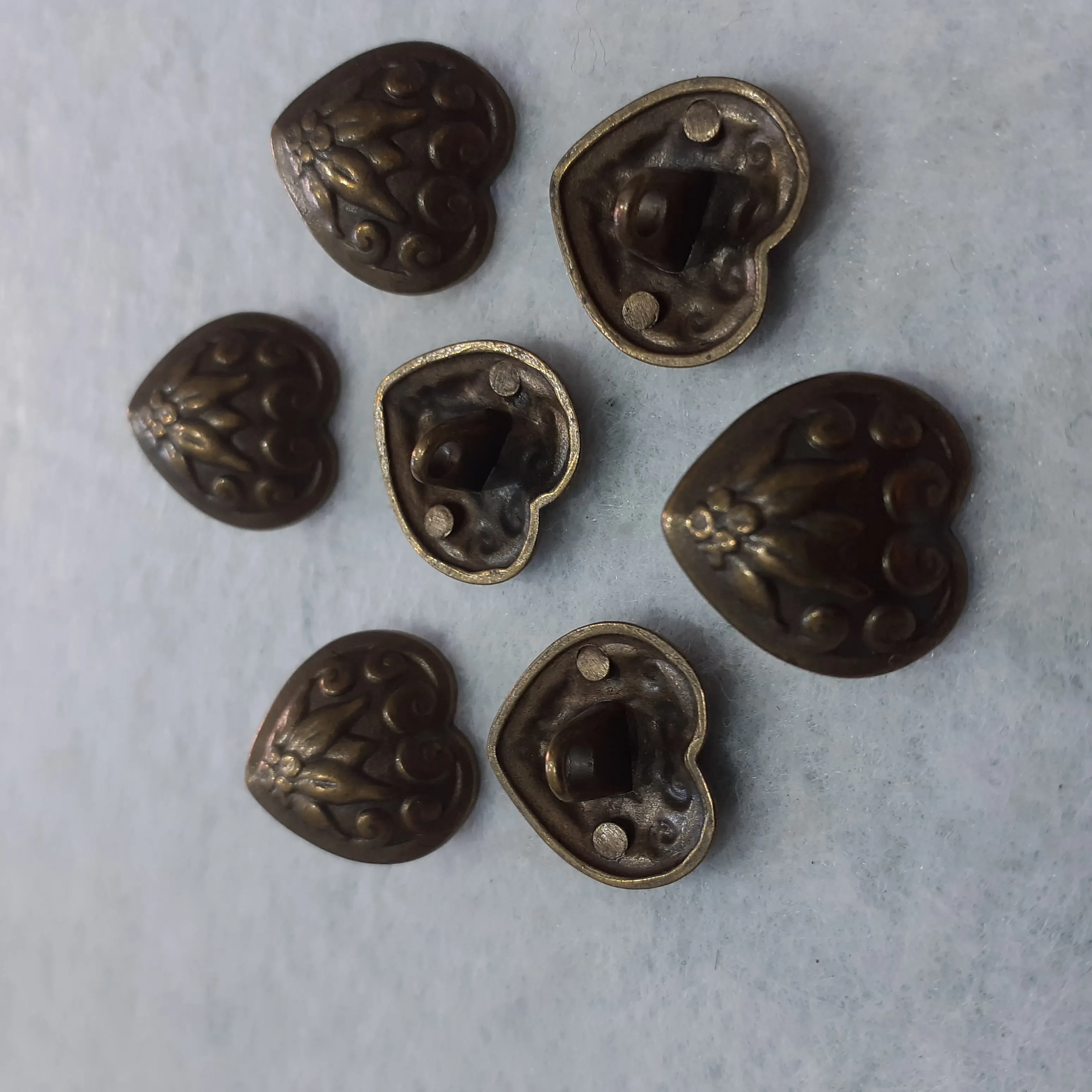 Nasturi de metal image